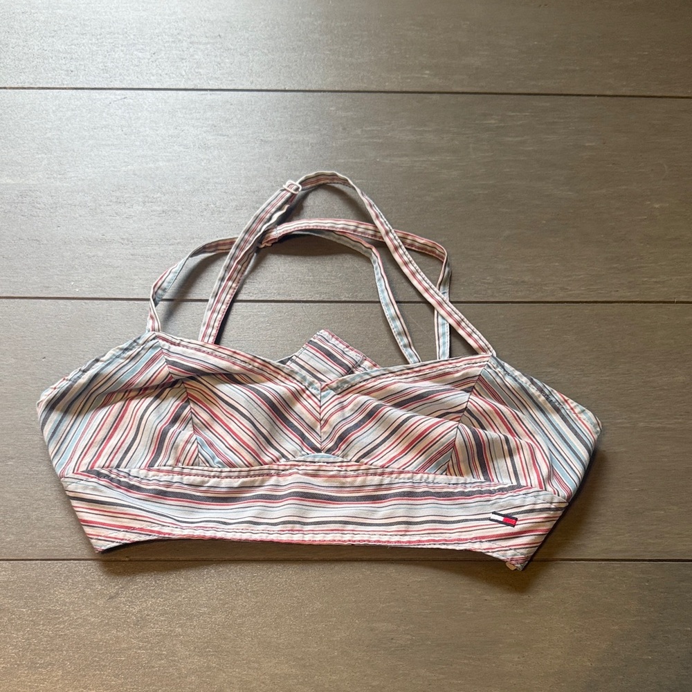 Tommy Hilfiger Crop Top